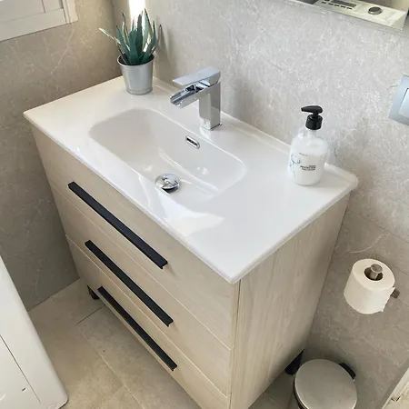 Sunset Sunny Balcony & Sea Views *